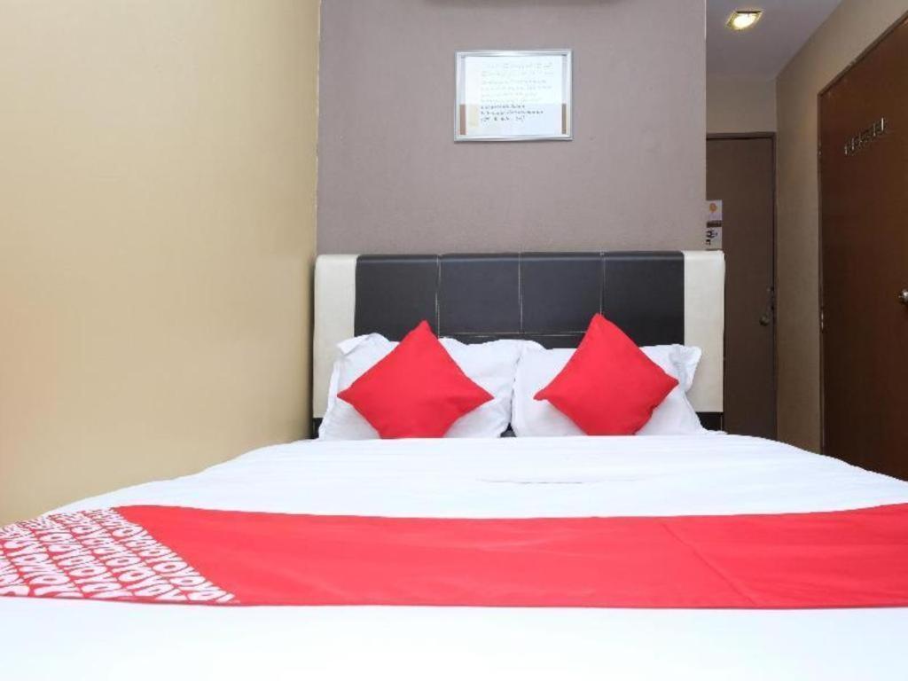 Oyo 44123 Hotel Al-Saif Kuala Kerai Exterior foto